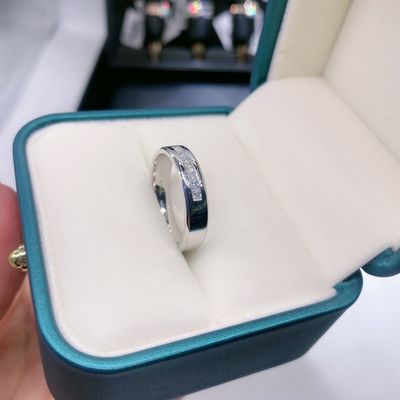 18k 금 모이사나이트 다이아몬드 약혼 반지